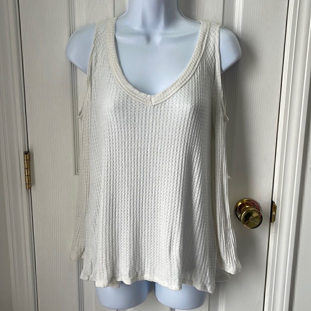 Cold shoulder shirt